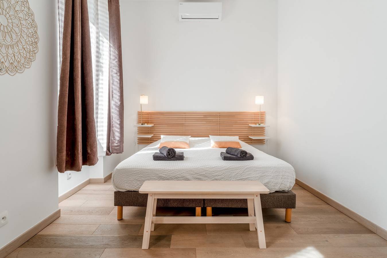 Chambre « Steven » Le Mas de Kitty, piscine partagée in Saint-Rémy-de-Provence, Région d'Arles