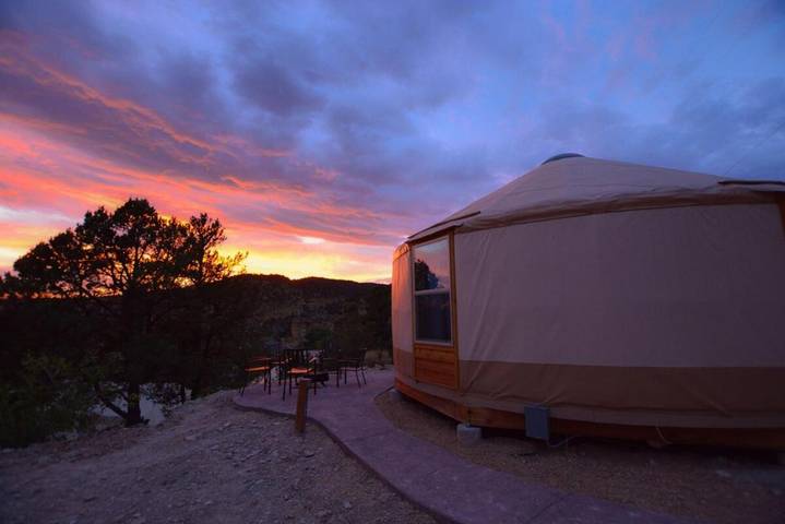 Vakantiehuis voor 5 personen, with zwembad and terras as well as whirlpool - 1