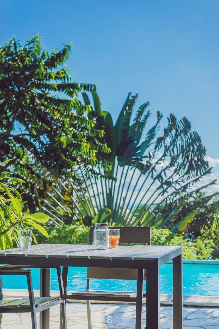 Hôtel pour 4 personnes, avec vue ainsi que piscine et jardin à Koungou - 3