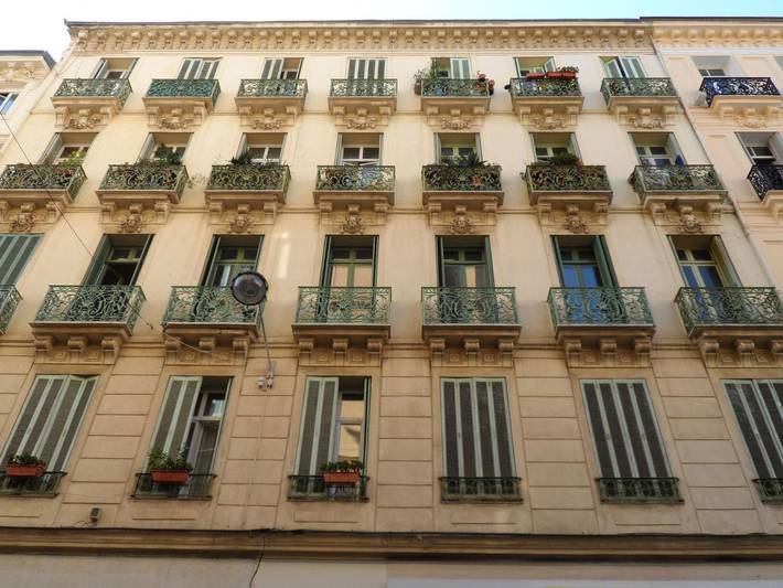 Gîte pour 5 personnes, avec balcon dans Gare de Nice ville