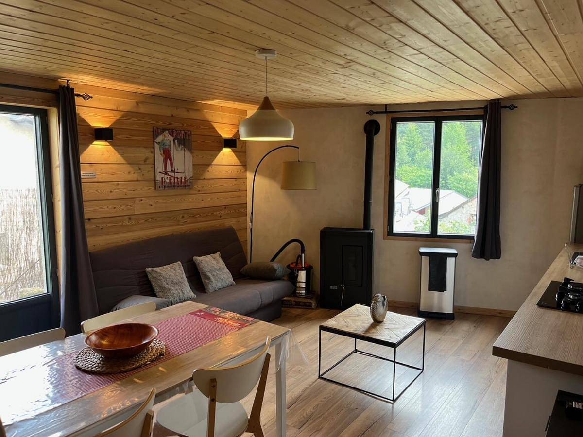 Maison Boutxy Le Clos des Ours in Matemale, Parc naturel régional des Pyrénées catalanes