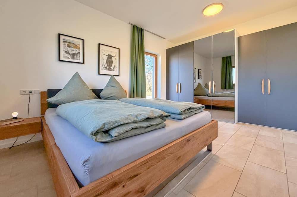 Modernes Ferienhaus in Bayern mit  Garten in Neunburg vorm Wald, Naturpark Oberpfälzer Wald