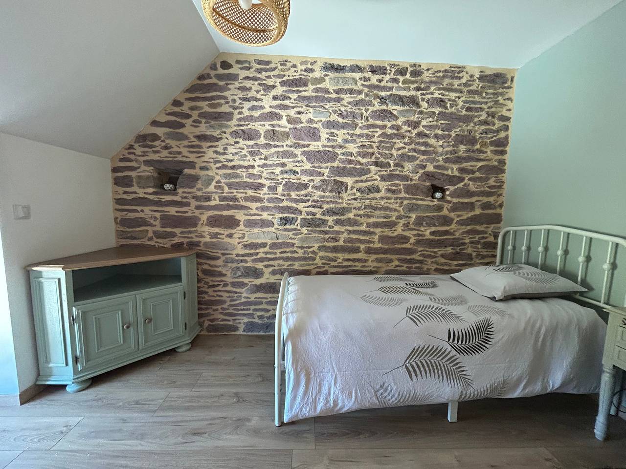 Holiday Home “La Maison de Gautro” with Terrace and Garden in Tréhorenteuc, Vannes region