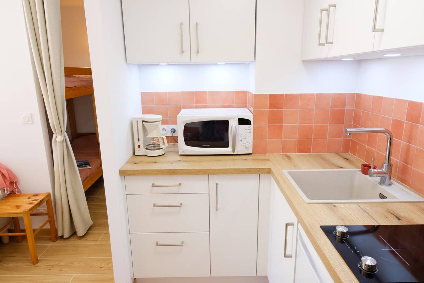 Appartement entier, Appartement avec jardin plage à 4 mns à pied in La Nartelle, Sainte-Maxime
