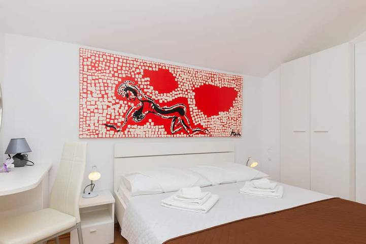 Villa Ivka-Omiš by Villas Guide in Dalmatinisches Zagora