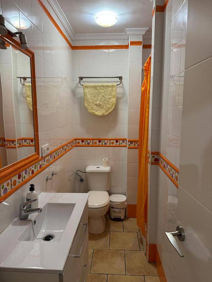 Gîte pour 6 personnes, avec vue à Lora del Río - 3