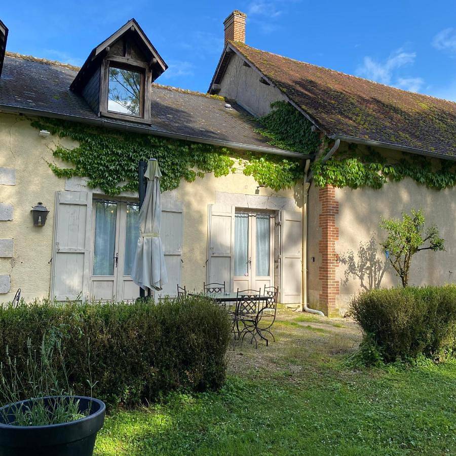 Gîte du Prieuré de Corbrandes - Longère typique en pleine nature - Entre Chambord et Beauval, 6 pers, animaux Ok in Soings-en-Sologne, Sologne