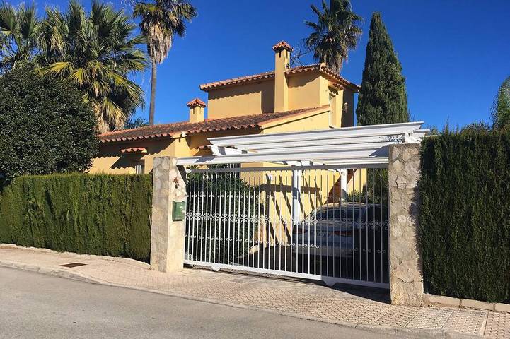 Villa für 7 Personen, mit Whirlpool und Garten sowie Balkon, mit Haustier - 1
