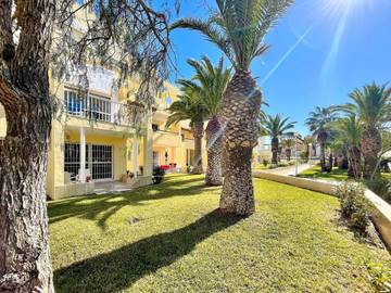 Apartamento de vacaciones para 4 personas, con piscina además de jacuzzi y jardín, Familias con niños en Provincia de Almería