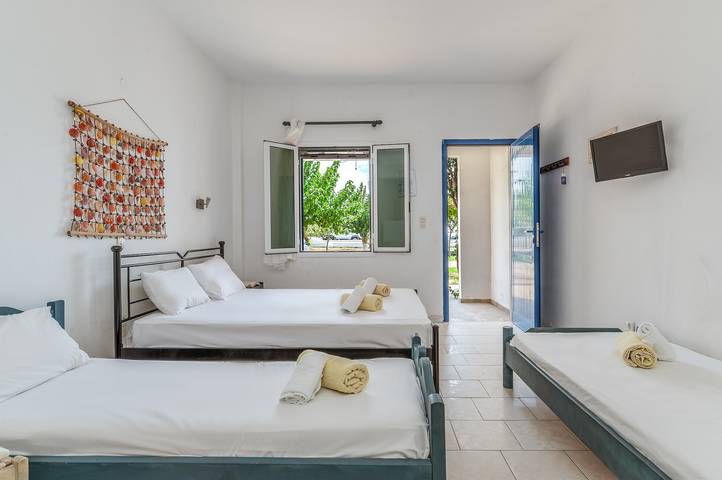Location de vacances pour 3 personnes, avec balcon et jardin dans Andros - 2