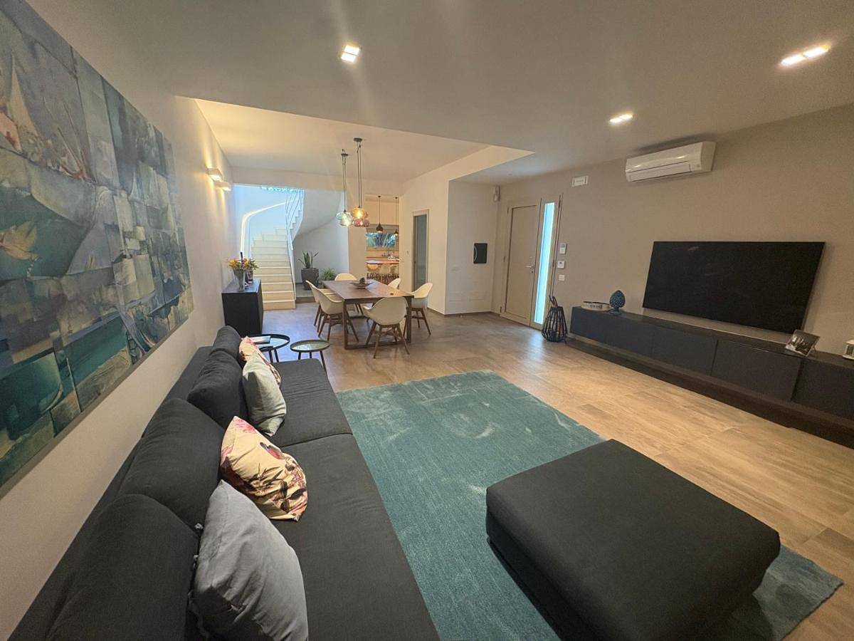 Appartamento in Villa con idromassaggio in Balestrate, Provincia di Palermo