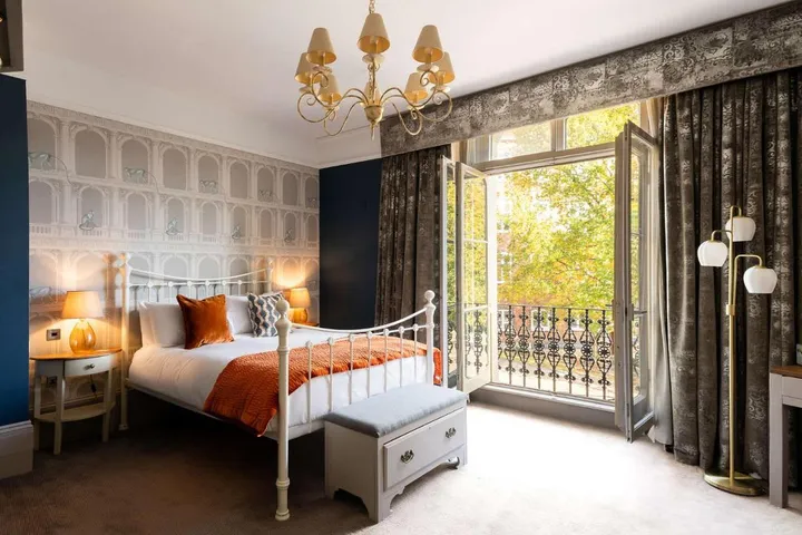 Hotel para 2 personas, con vistas - 1