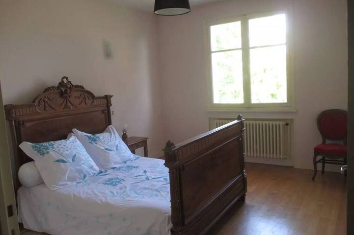 Location de vacances pour 8 personnes, avec jardin et balcon à Charnay-lès-Mâcon - 2