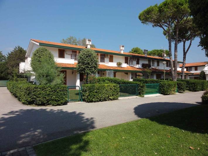 Filter.villa_pool.vacation_apartment für 6 Personen, mit Garten in Bibione - 2