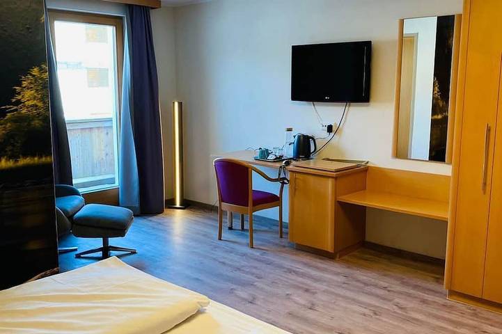 Ferienhaus für 3 Personen, mit Garten und Sauna sowie Balkon und Pool, mit Haustier am Achensee - 2