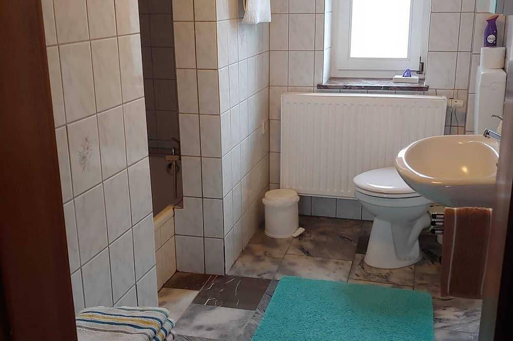 Ruhiges Ferienhaus mit viel Platz in Schnett, Masserberg
