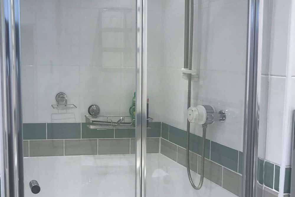 2 bedroom accommodation in Aberdovey in Aberdovey, Snowdonia