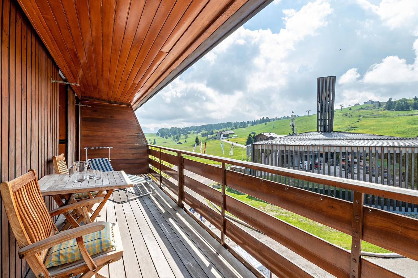 Chalet 'Compatsch' mit Bergblick, privater Terrasse und Wlan in Compatsch, Kastelruth