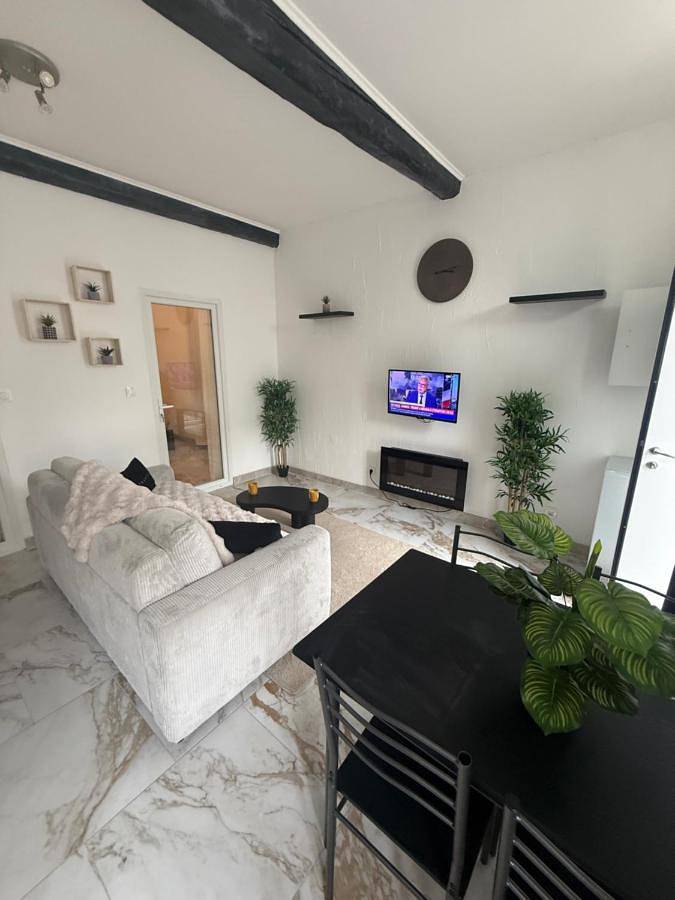Location de vacances pour 6 personnes, avec vue à Conilhac-Corbières - 2