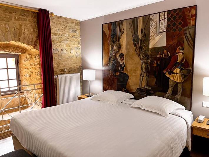 Hôtel pour 2 personnes, avec Terrasse à Sedan