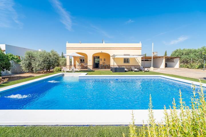 Casa rural para 5 personas, con Jardín en Marchena - 2