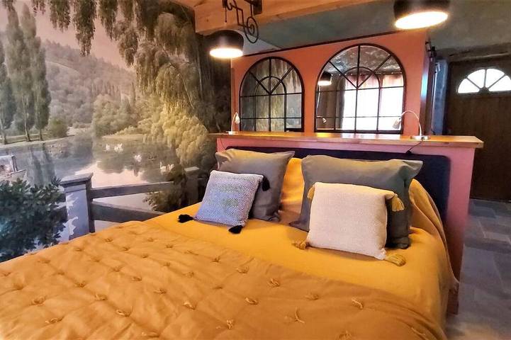 Maison de campagne pour 2 personnes, avec Jacuzzi ainsi que Jardin et Piscine à Montjoi - 2