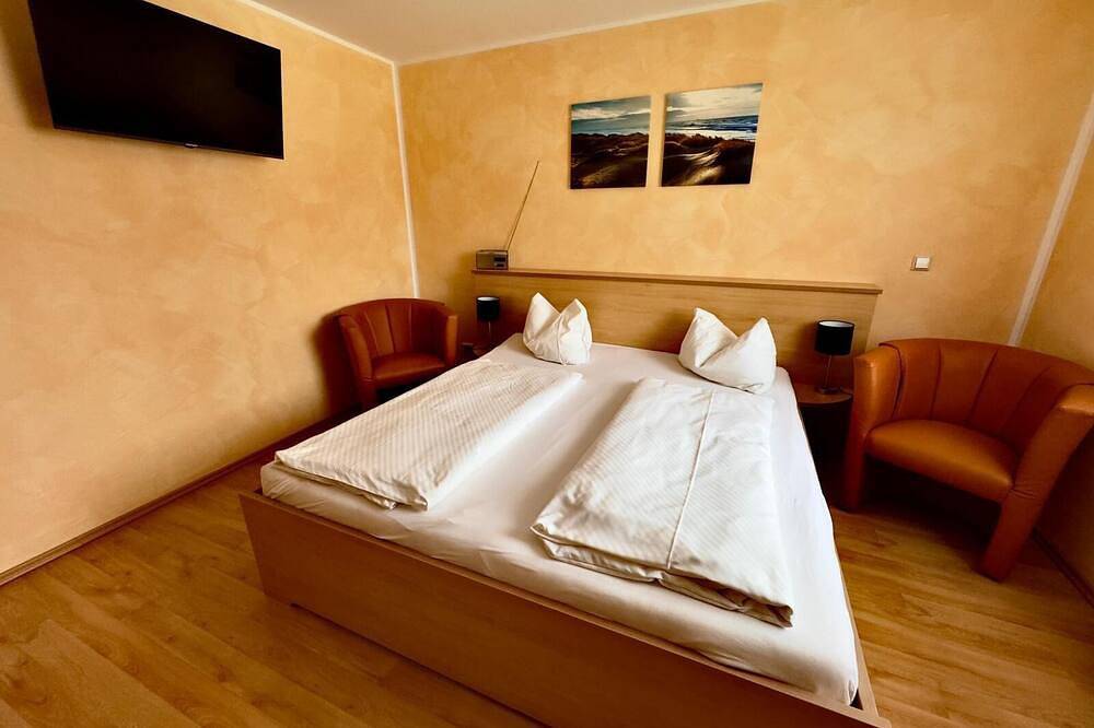 Ganze Wohnung, Ferienzimmer direkt am Ellbogensee in Priepert, Mecklenburg-Strelitz