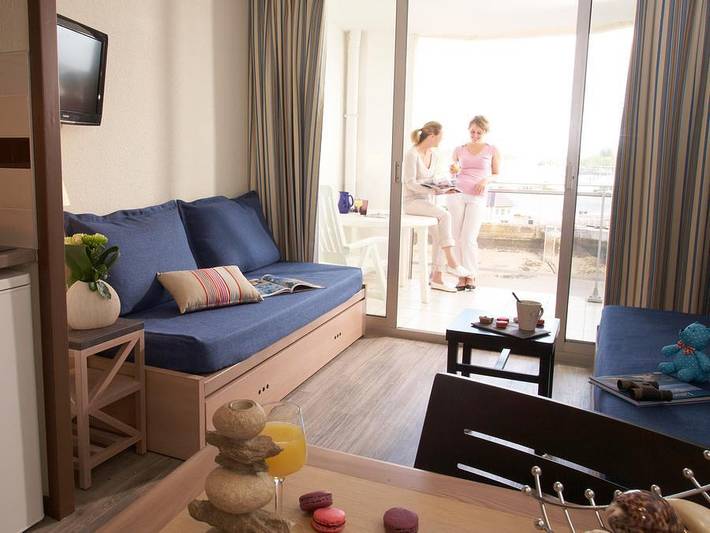Location de vacances pour 4 personnes, avec balcon dans Casino de Trouville - 3