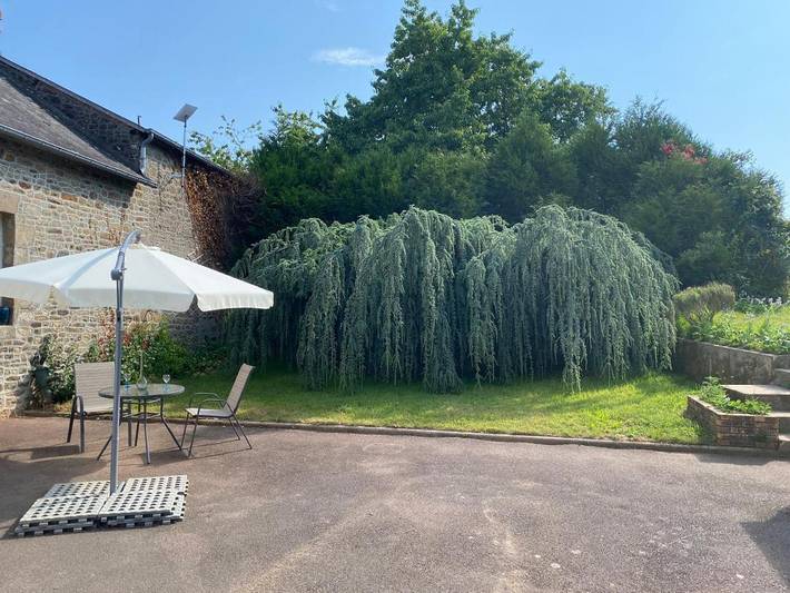 Location de vacances pour 2 personnes, avec terrasse et jardin à Mantilly - 4