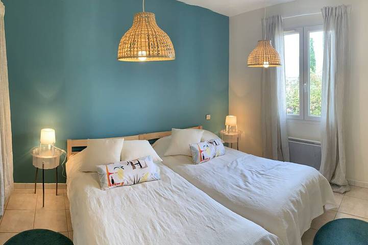 Location de vacances pour 10 personnes, avec terrasse et jardin à Mormoiron - 3