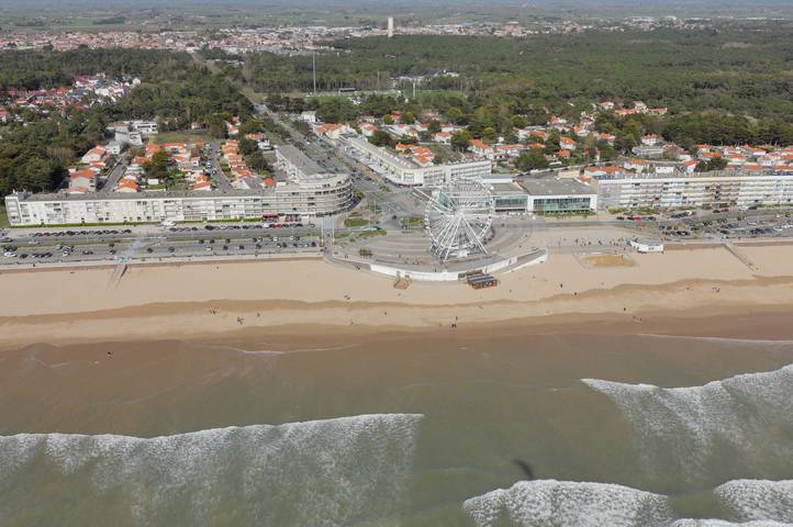 Gîte pour 6 personnes, avec jardin et terrasse, animaux acceptés dans Plage des Demoiselles - 4