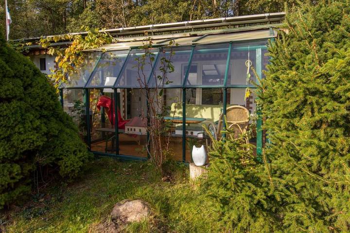 Ferienhaus für 4 Personen, mit Terrasse und Garten in Mesekenhagen