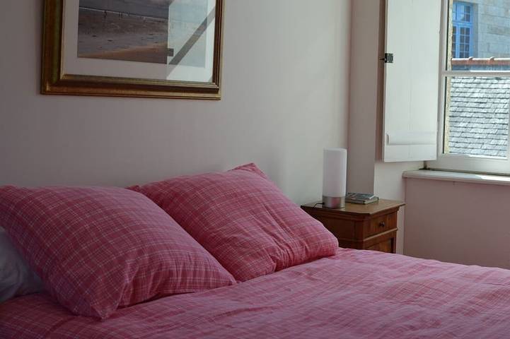 Location de vacances pour 4 personnes, avec jardin et terrasse à Hénon - 2