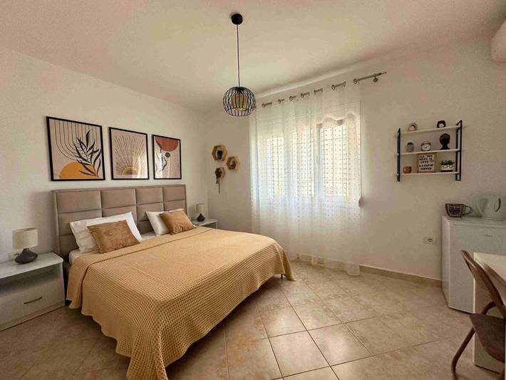 Maison d’hôte pour 9 personnes, avec vue et jardin à Himarë - 4