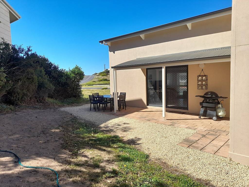 No 5 - Pristine property with an ocean blue back drop in Robe, South Australia