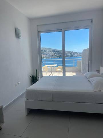 Maison d’hôte pour 2 personnes, avec terrasse et vue à Saranda