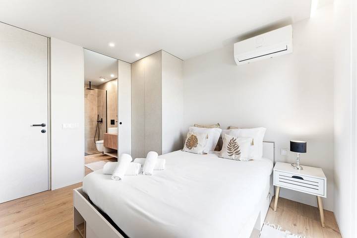 Gîte pour 4 personnes, avec balcon ainsi que jardin et piscine à Apúlia - 3