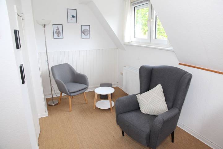 Ferienwohnung für 2 Personen, mit Terrasse und Garten in Greetsiel - 3