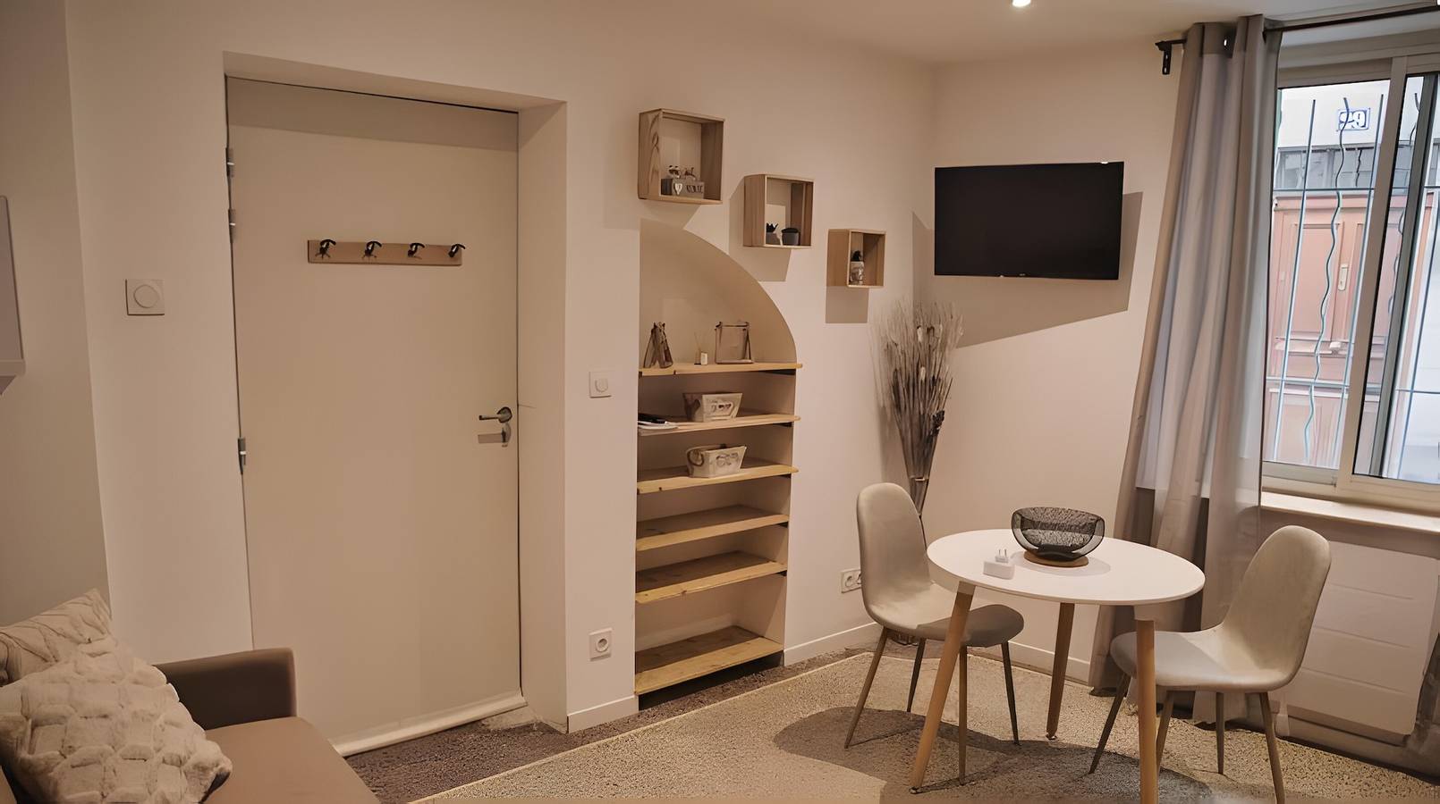 Estudio entero, Estudio 'Centre Historique Beaucaire' con Wi-Fi in Beaucaire, Region de Nimes