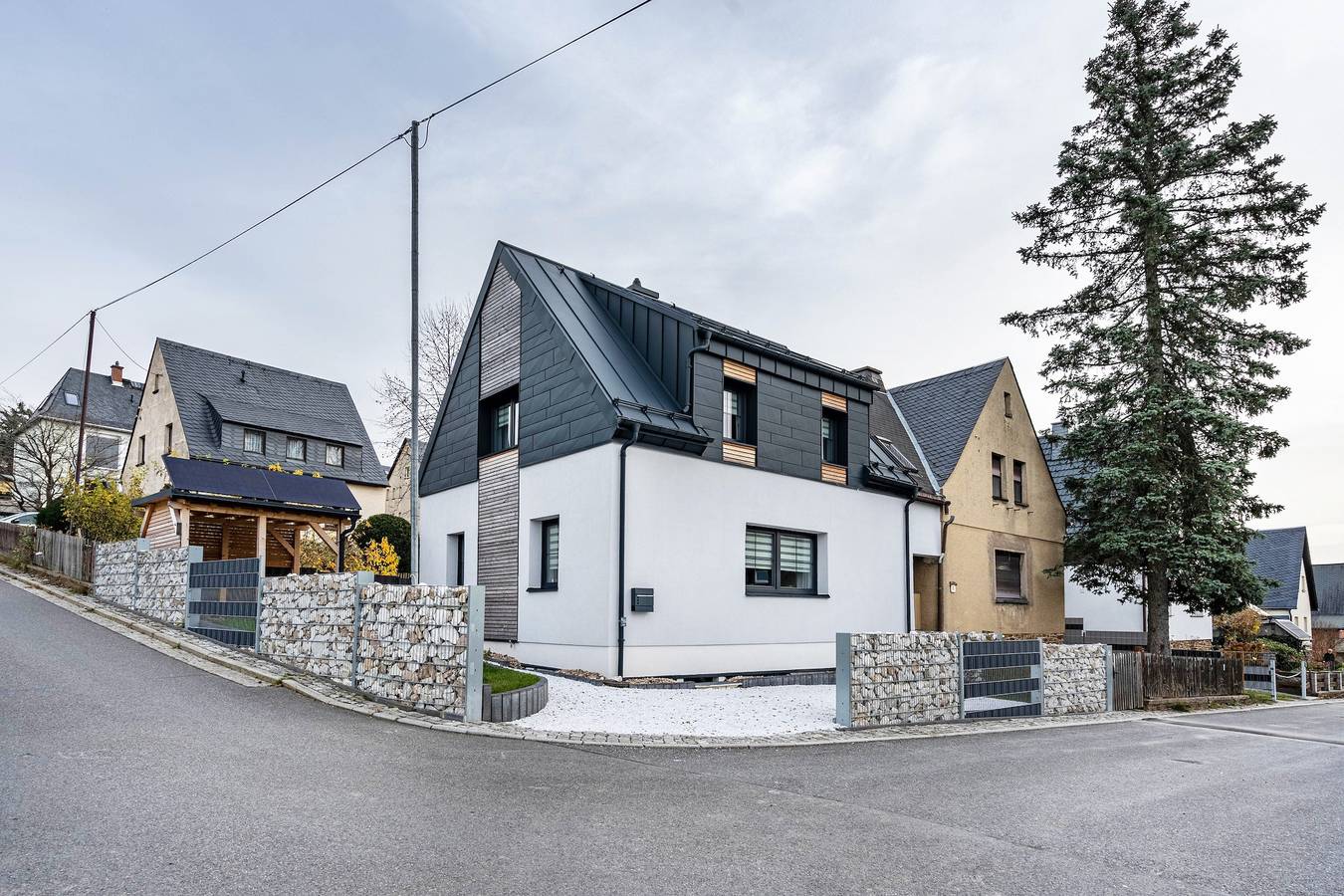 Ferienhaus Anton Günther – Komfort im Erzgebirge mit Garten und Parkplatz in Bernsbach, Lauter-Bernsbach