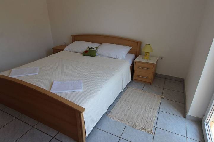 Bungalow für 4 Personen, mit Garten und Balkon, mit Haustier auf Krk - 4