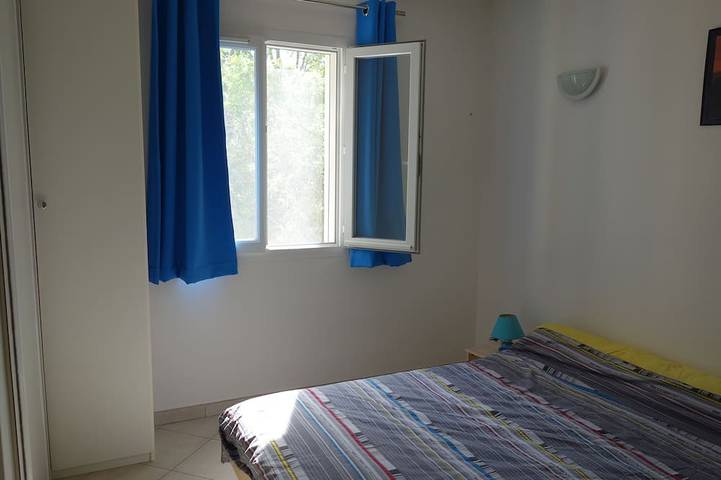 Location de vacances pour 9 personnes, avec jacuzzi ainsi que jardin et terrasse, animaux acceptés à Oletta - 3