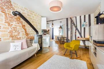 Gîte pour 4 personnes, avec terrasse ainsi que piscine et sauna dans Basilique du Sacre Coeur