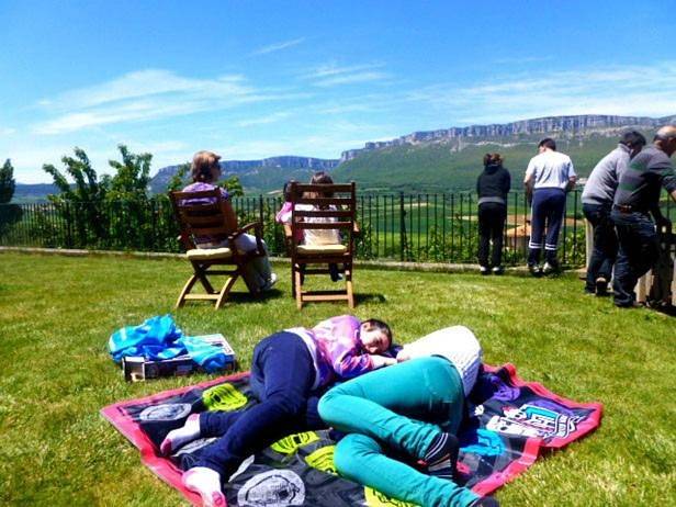 Casa de vacaciones para 10 personas, con vistas además de jardín y terraza, Se admiten mascotas en Tierra Estella - 4