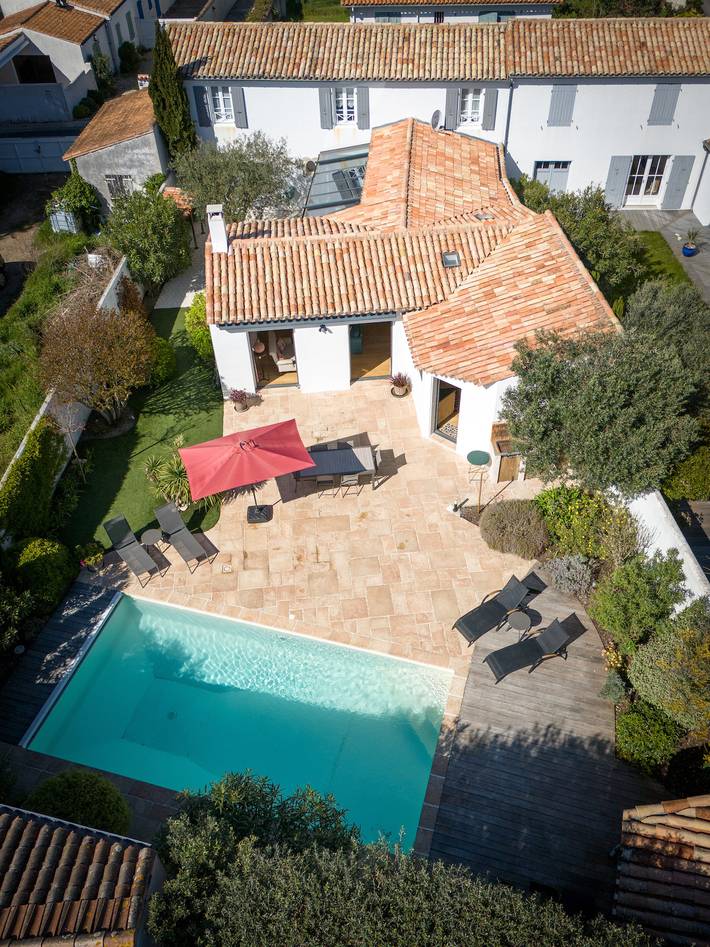 Villa pour 12 personnes, avec terrasse ainsi que jardin et piscine, adapté aux familles en Charente-Maritime - 2