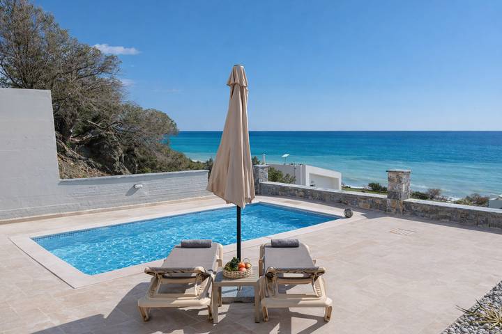 Villa pour 4 personnes, avec terrasse ainsi que piscine et vue sur l’océan - 1