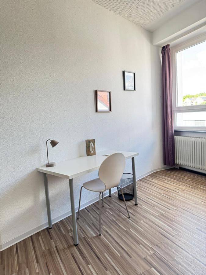 Pension Albert - möblierte Einzel- und Doppel- Zimmer auf Zeit in Stuttgart, Stuttgart Region