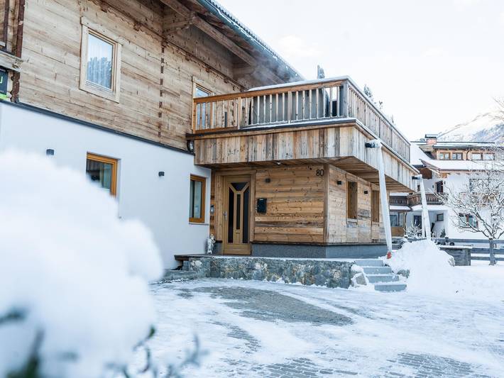 Hütte für 8 Personen, mit Whirlpool und Terrasse sowie Garten in Neukirchen am Großvenediger