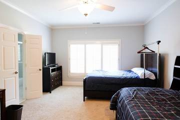 Villa for 16 Guests in Georgia, USA, Picture 1