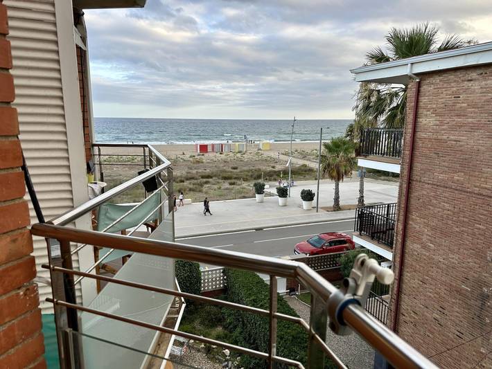 Ferienwohnung für 2 Personen, mit Meerblick und Balkon in Castelldefels - 4
